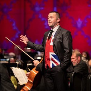 Meet your Posher, Christopher